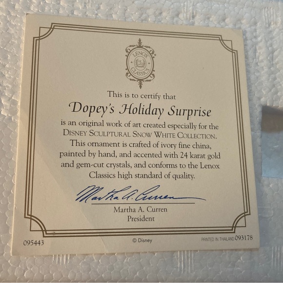 LENOX DOPEY’S HOLIDAY SURPRISE CHRISTMAS ORNAMENT NEW W/ CERT. OF AUTHENTICITY - Picture 10 of 12